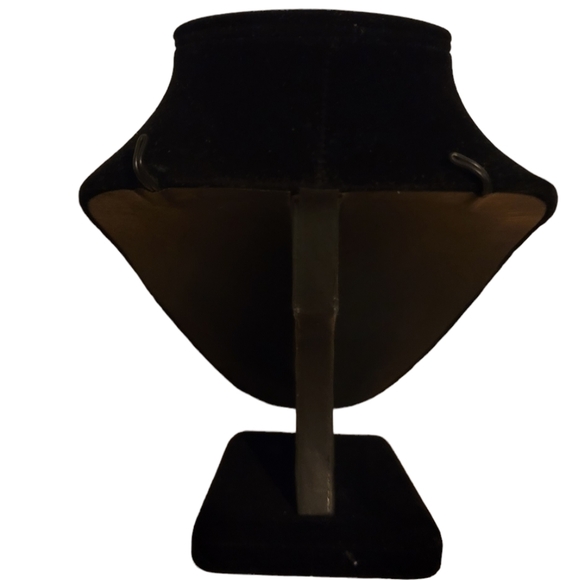 SALE Black Velvet Necklace & Earrings Display Bust - Picture 3 of 3